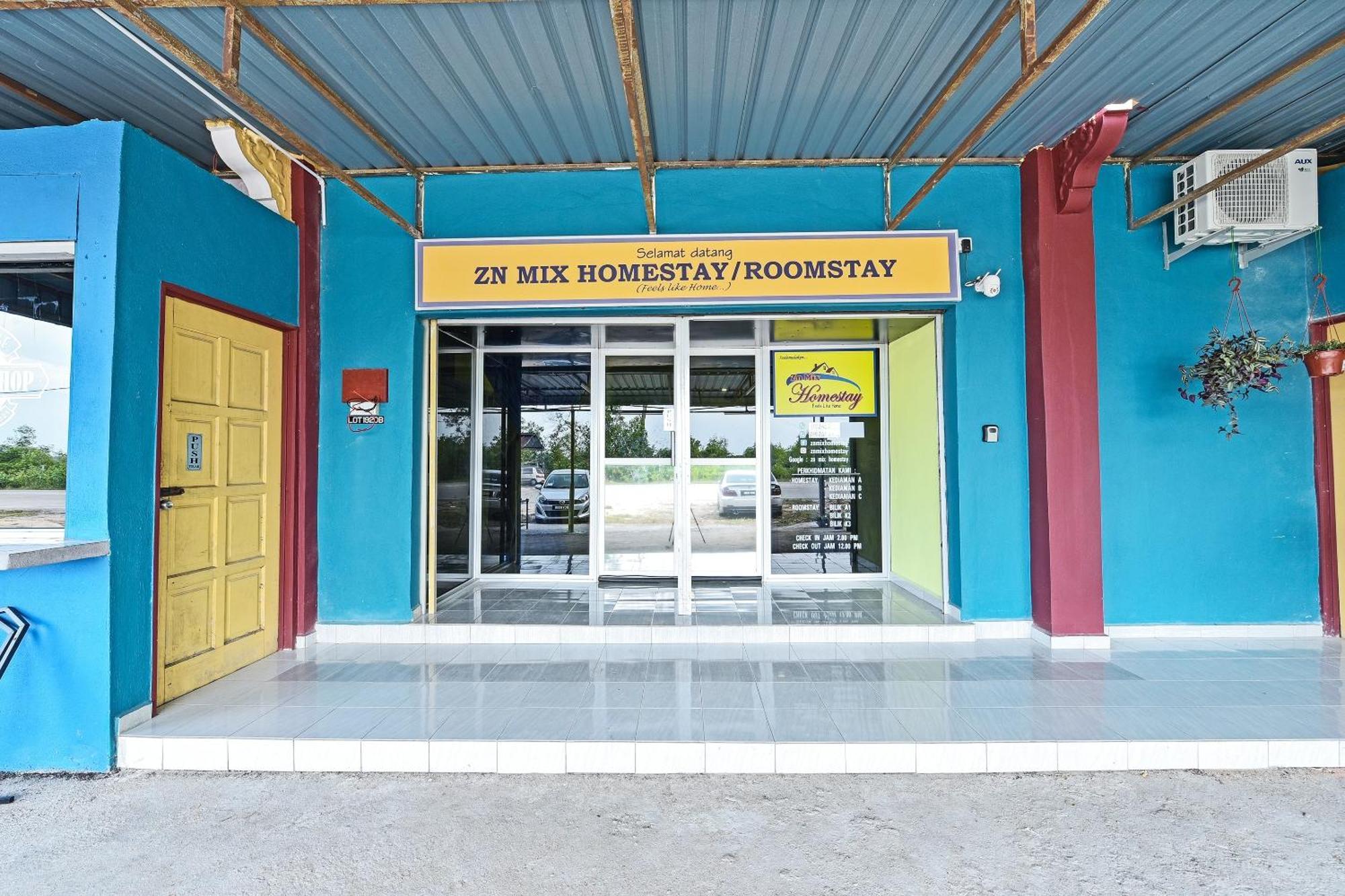 Oyo 90551 Zn Mix Homestay & Roomstay Kampung Raja Exterior foto
